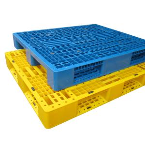 Plastic pallet