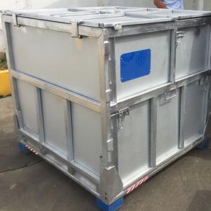 Collapsible metal IBC intermedia bulk container